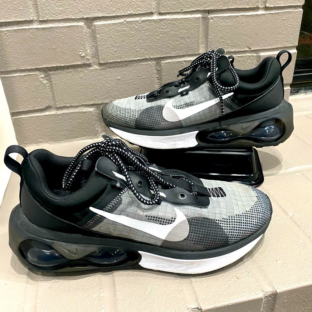 Nike Air Max 2021